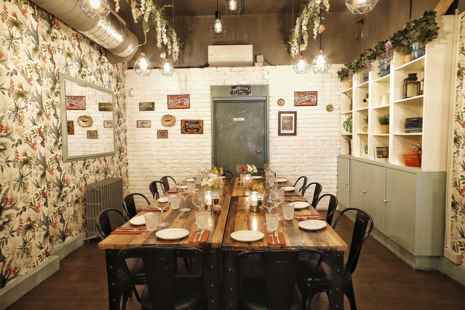 4 Locos Private Event area